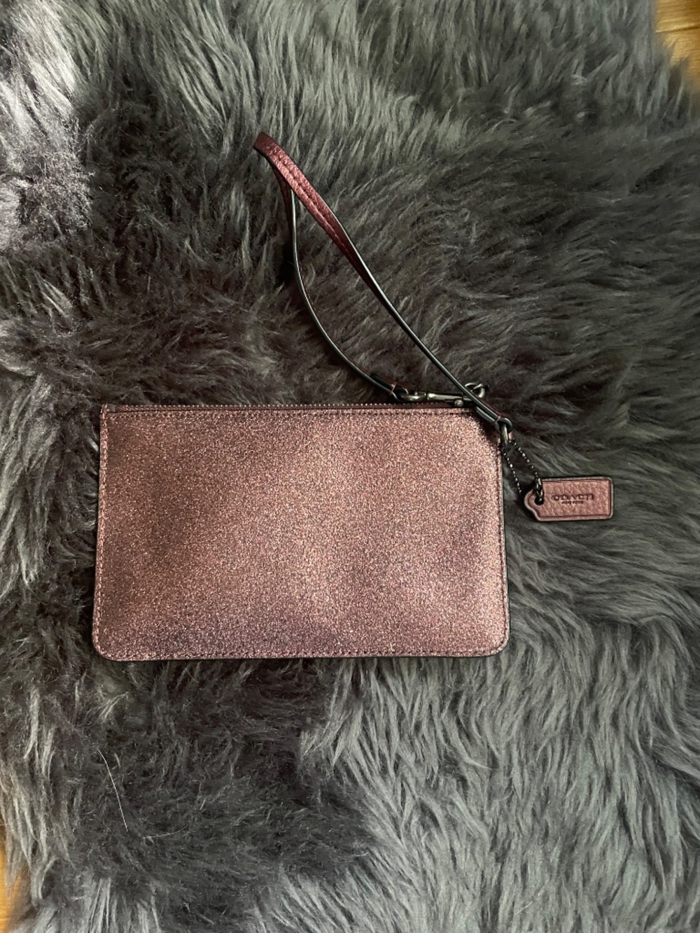 Coach Glitter Wristlet in Plum Rose  EUC - Picture 5 of 10